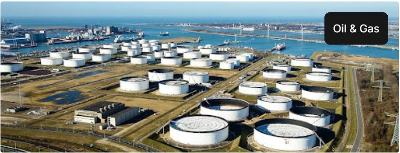 オランダ・ロッテルダムのドックを利用したシェル石油の重要エネルギーインフラ検査方法